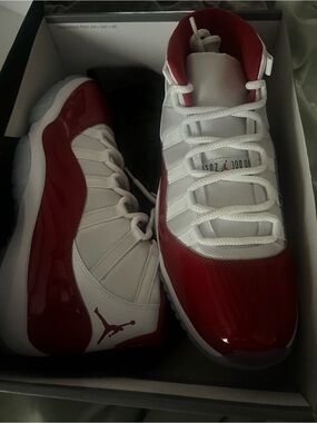 Jordan Men's White and Red Retro Sneakers